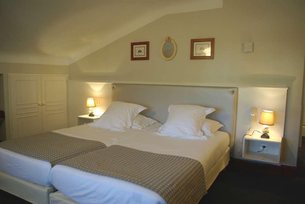 Hotel Ithurria - Teritoria Aïnhoa Værelse billede